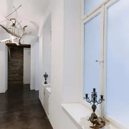 L'arco Living 2 * Триест