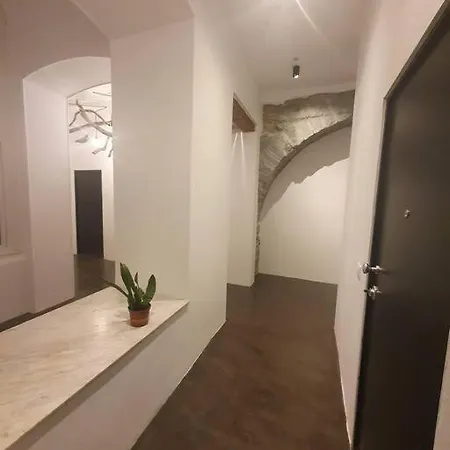 L'arco Living 2 Triest